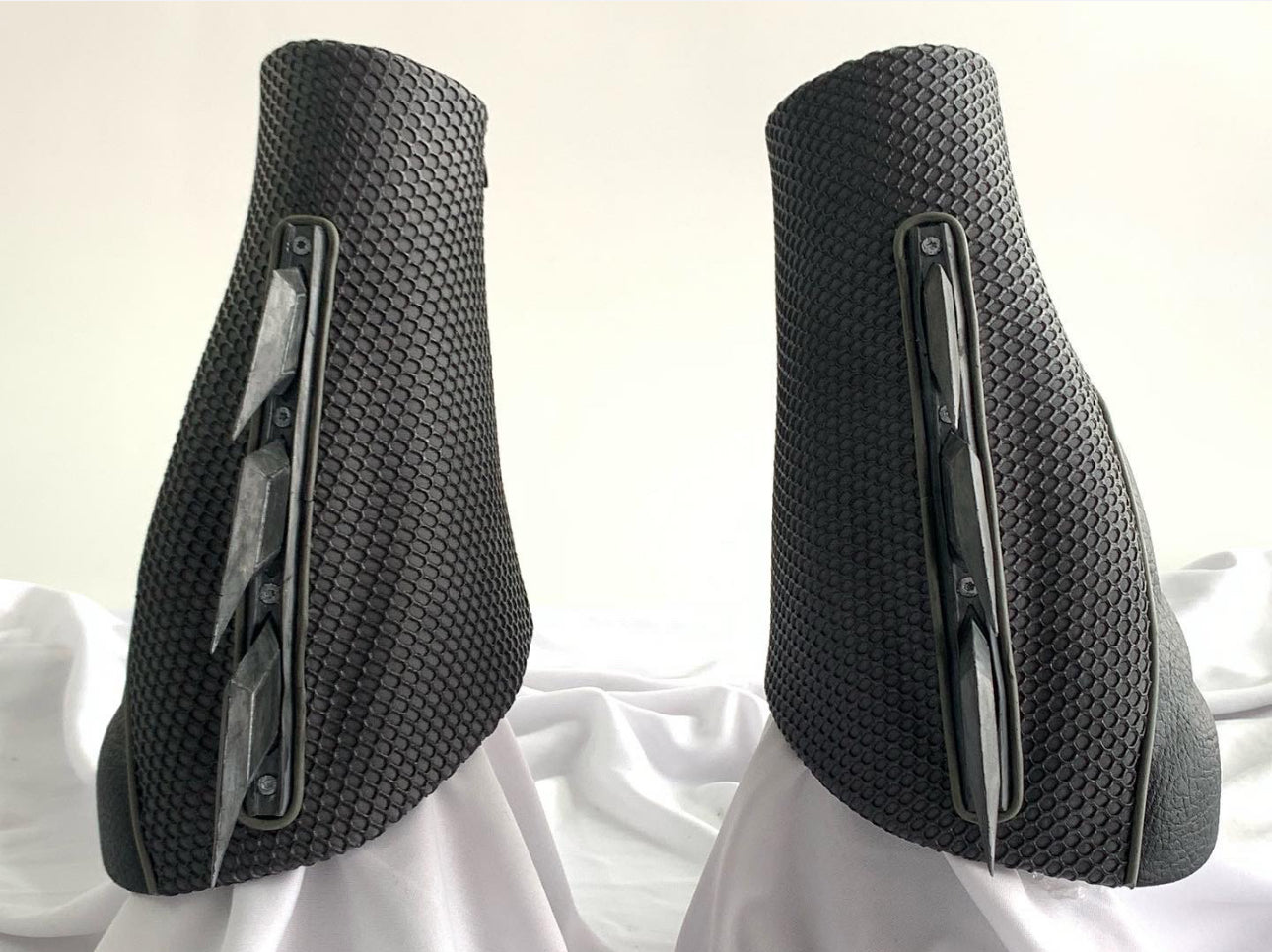 DOJ Gauntlets Mesh Variation