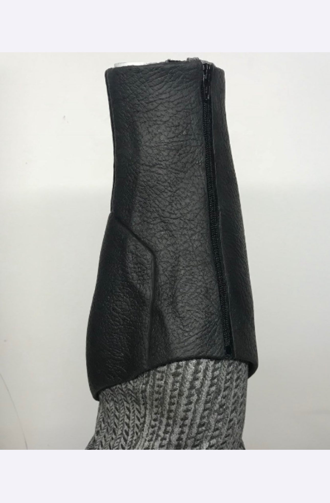 DOJ Gauntlets and gloves