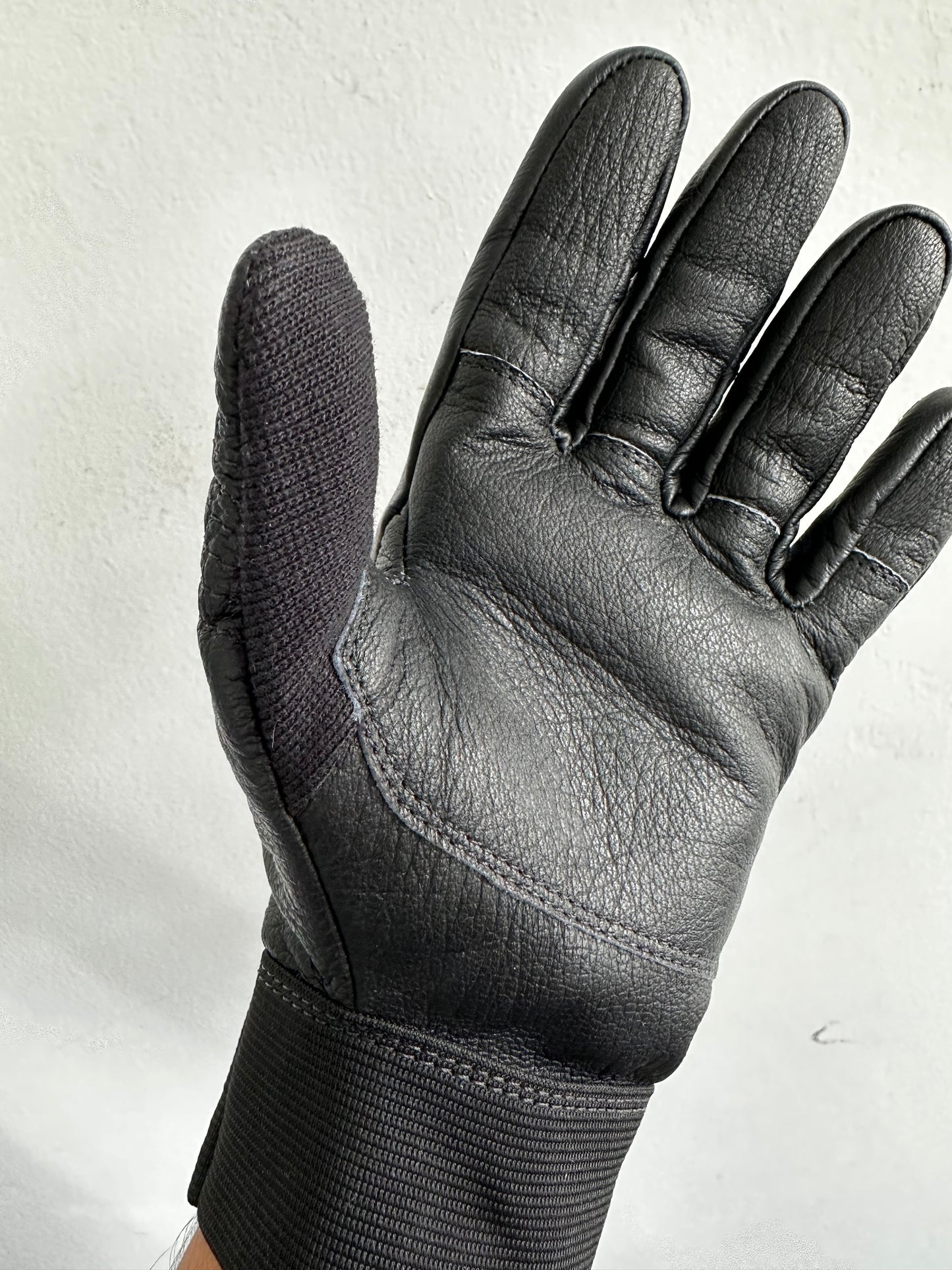 T.B. Gloves with Communicator