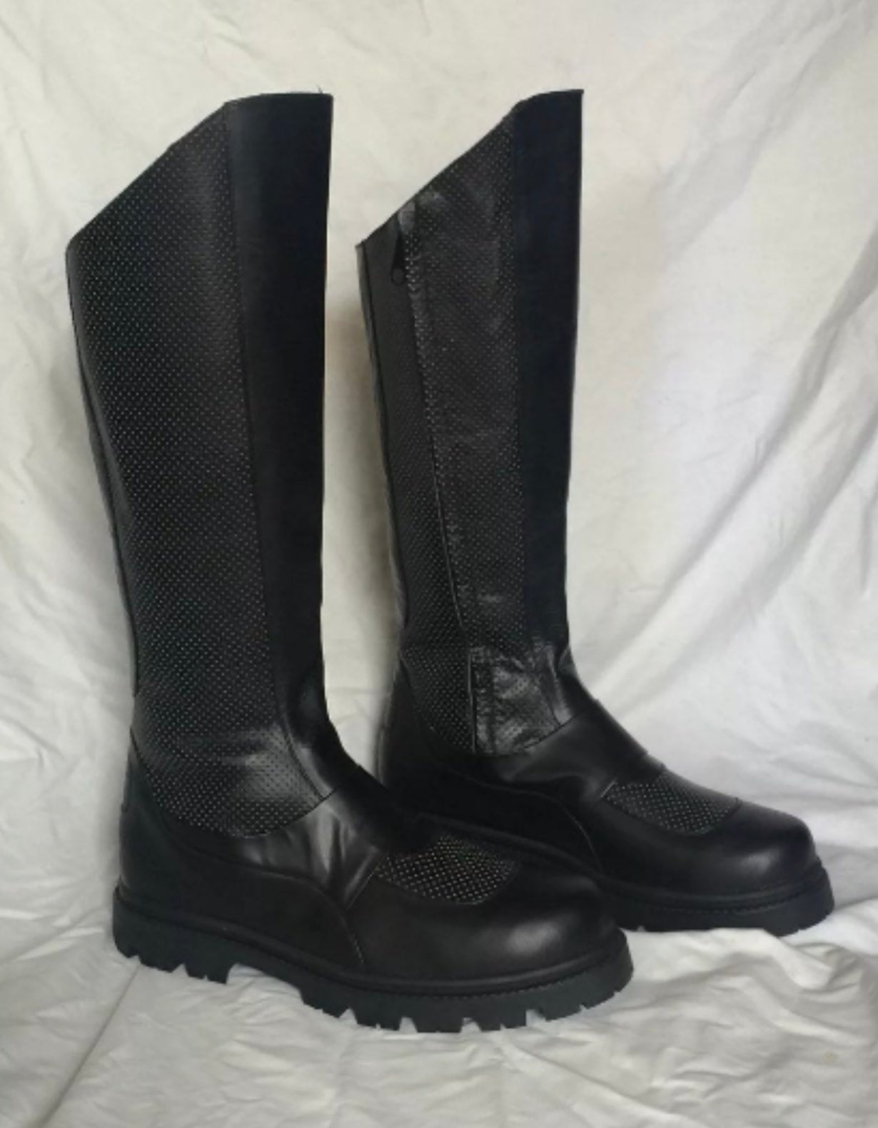 TDK boots size 7-13