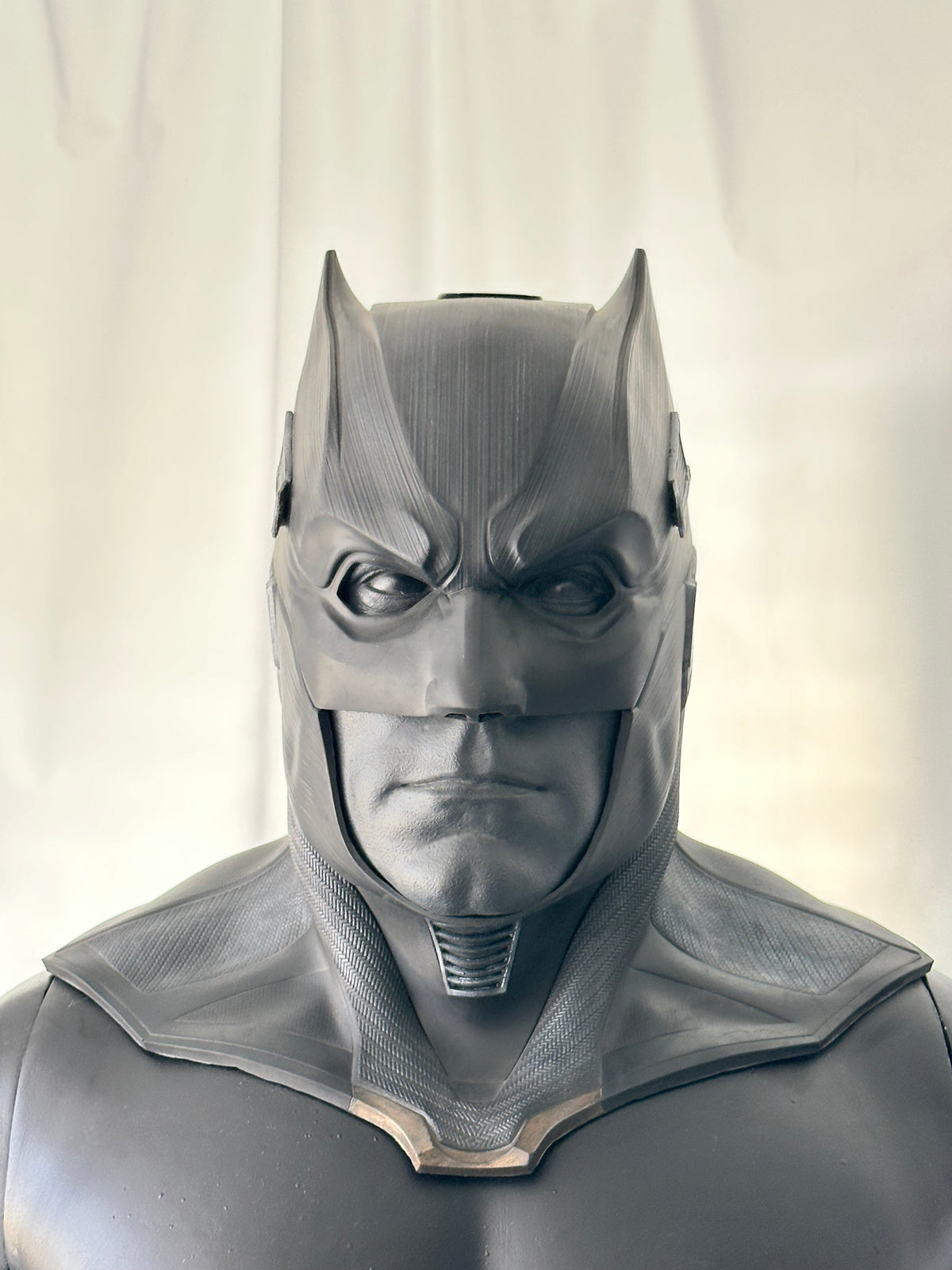 J.L tactic Cowl
