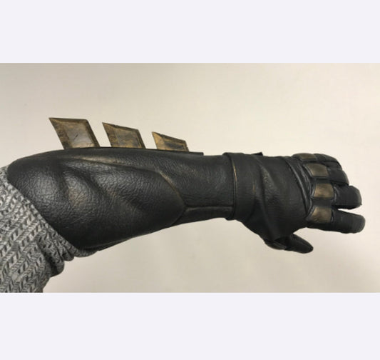 DOJ  Gauntlets and gloves