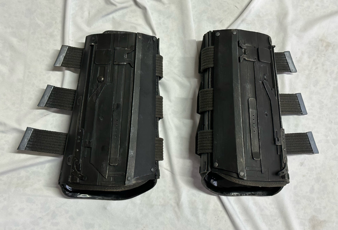 T.B Gauntlets